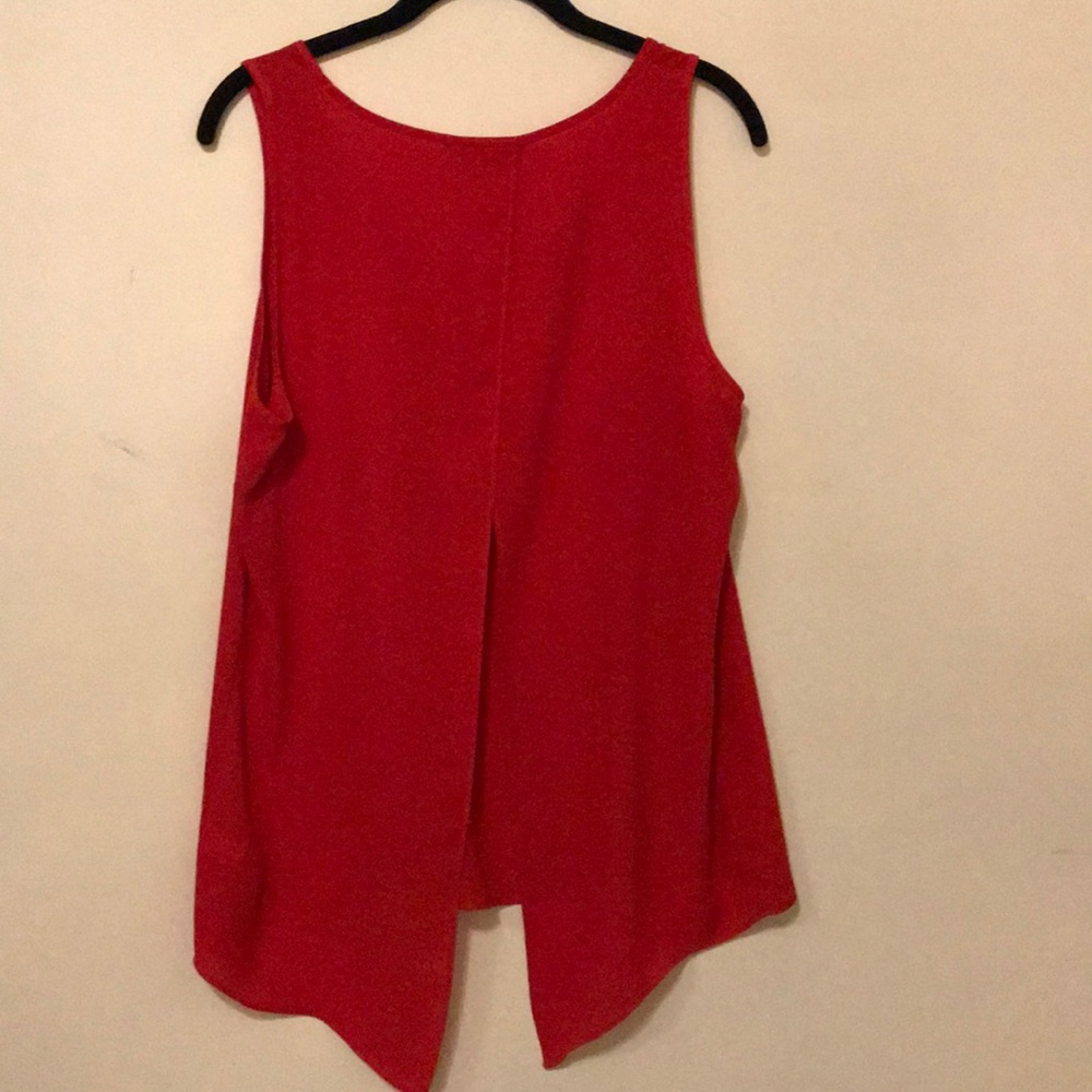 Red Flowy Express Tank - Picture 3 of 3